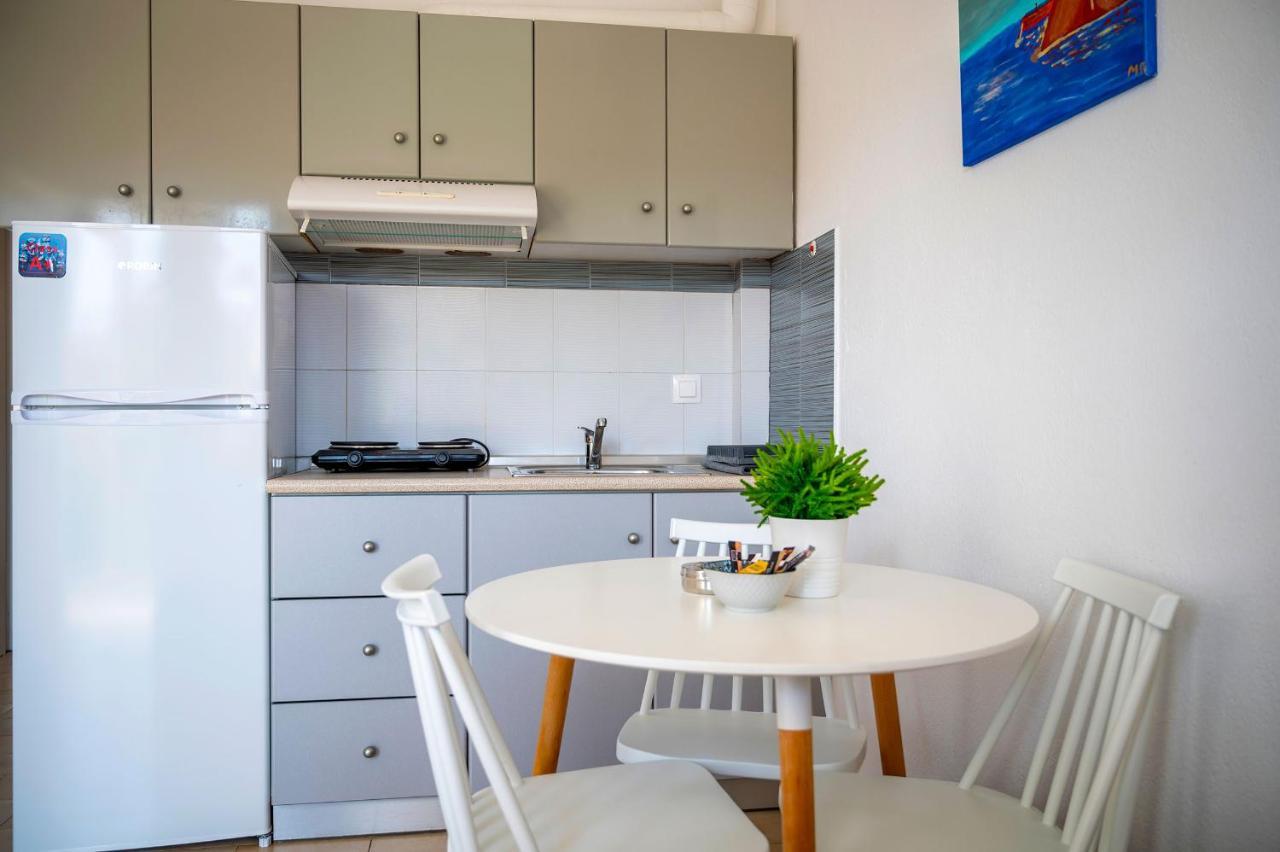 Alexandris Apartments Polychrono Eksteriør billede